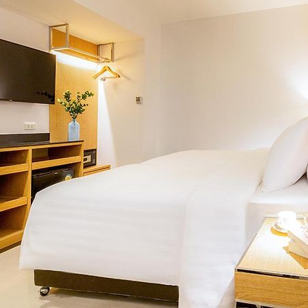 Fx Hotel Nana Бангкок Экстерьер фото