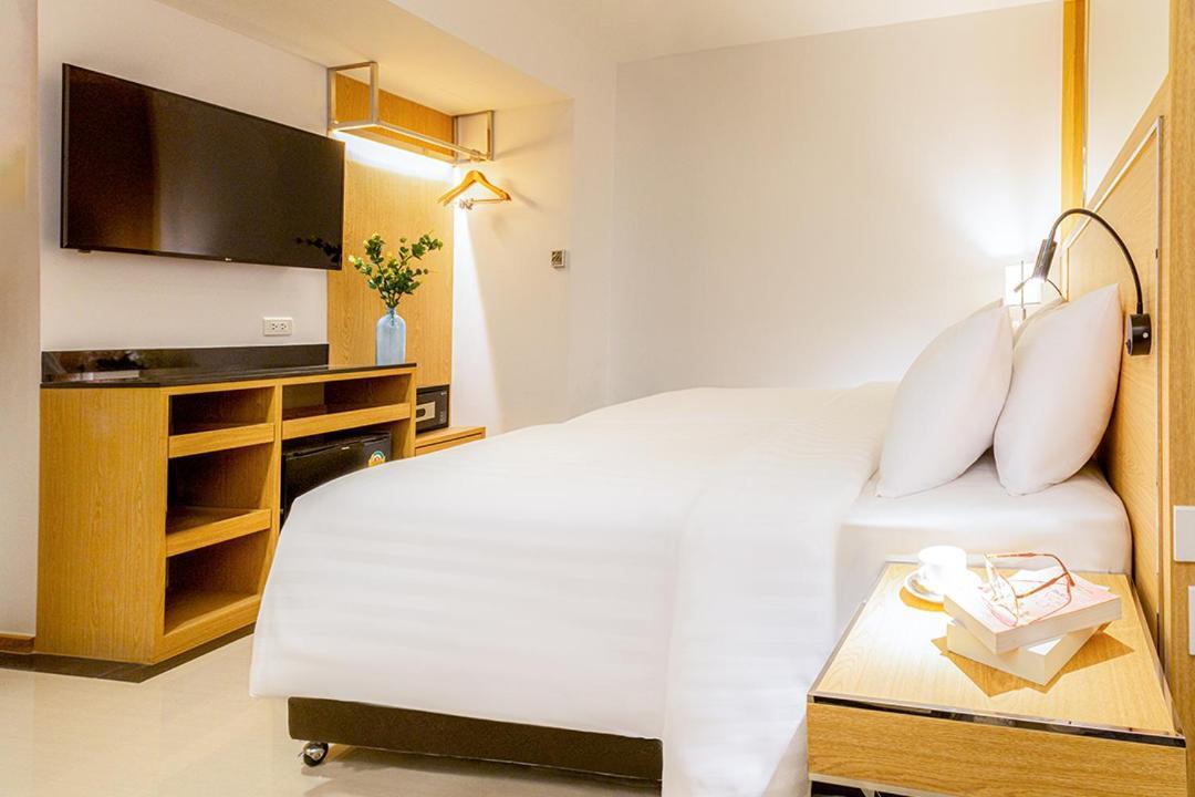 Fx Hotel Nana Бангкок Экстерьер фото