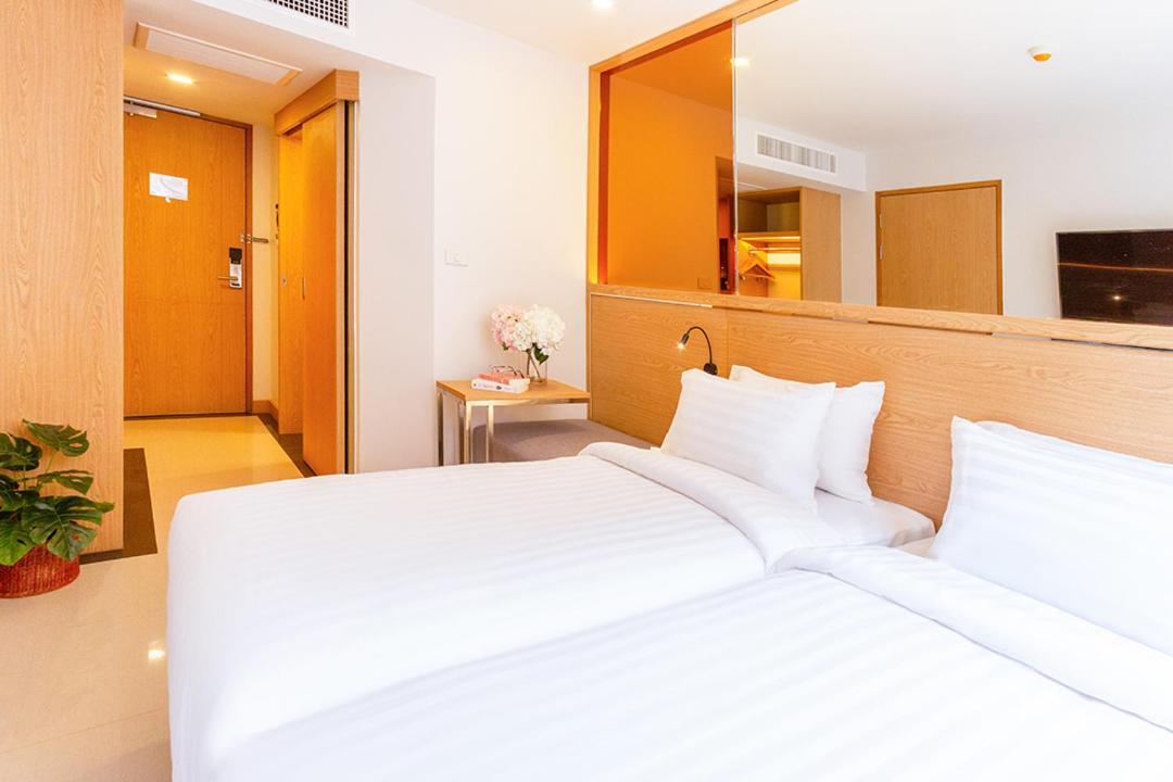 Fx Hotel Nana Бангкок Экстерьер фото