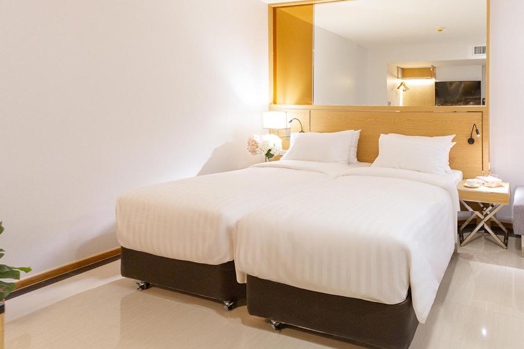 Fx Hotel Nana Бангкок Экстерьер фото